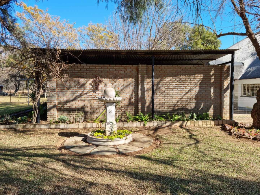 9 Bedroom Property for Sale in Hartbeespoort Rural North West